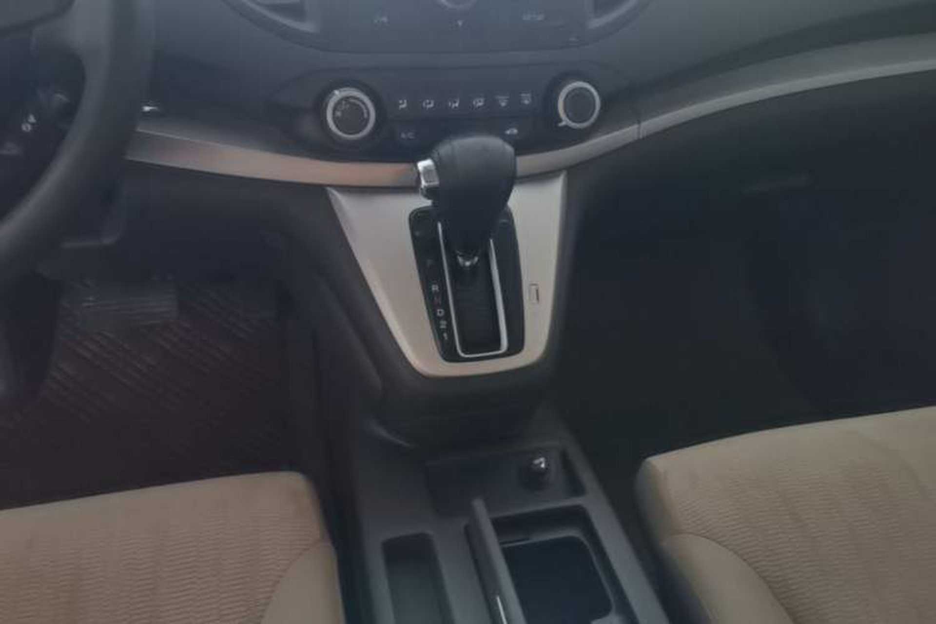 Used Honda CR-V 2012 2.0L two-wheel drive urban version Gear Lever