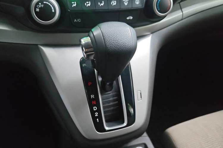 Used Honda CR-V 2012 2.0L two-wheel drive urban version Gear Lever