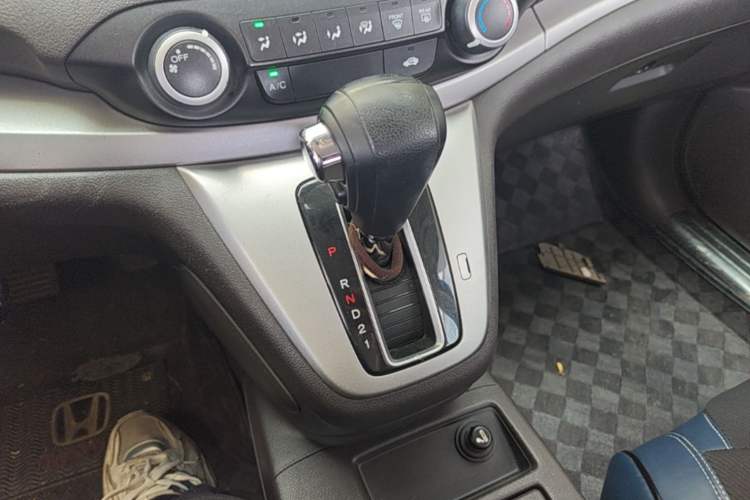 Used Honda CR-V 2012 2.0L two-wheel drive urban version Gear Lever