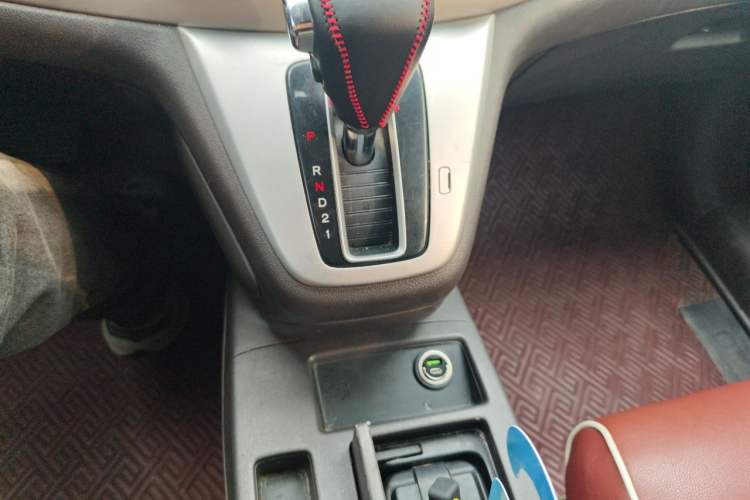 Used Honda CR-V 2012 2.0L two-wheel drive urban version Gear Lever