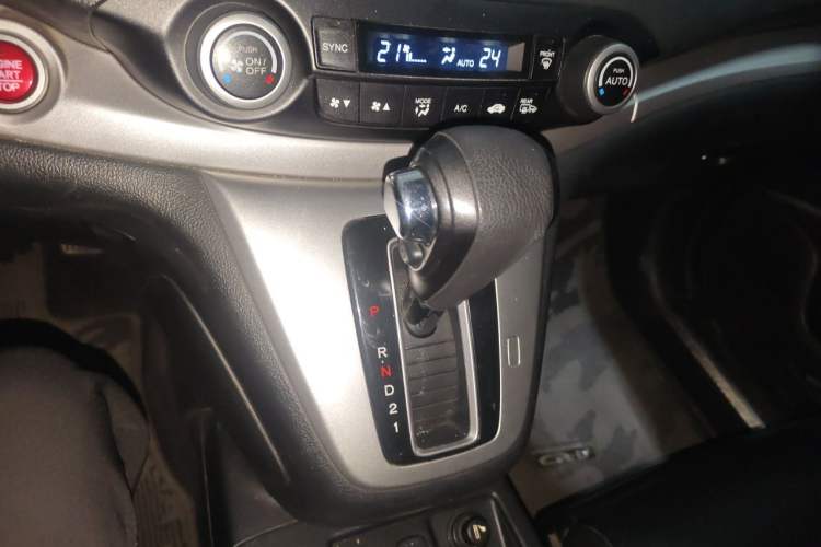 Used Honda CR-V 2012 2.4L four-wheel drive luxury version Gear Lever