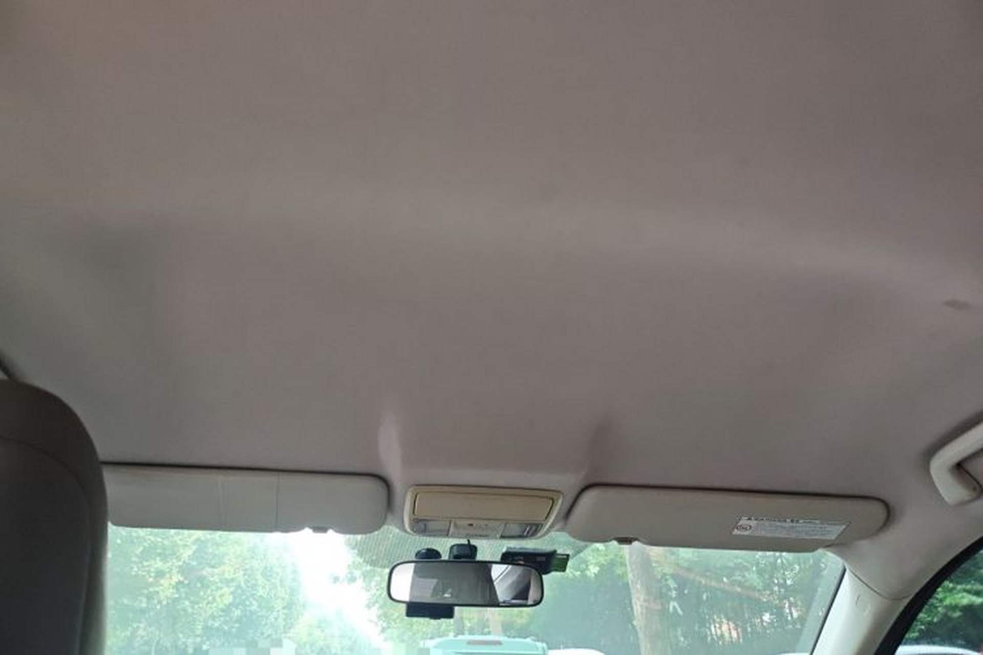 Used Honda CR-V 2012 2.0L two-wheel drive urban version Headliner