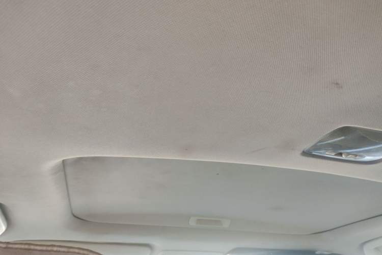 Used Honda CR-V 2012 2.4L four-wheel drive luxury version Headliner