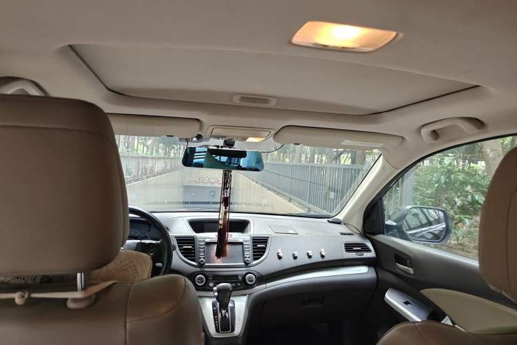 Used Honda CR-V 2012 2.4L four-wheel drive luxury version Headliner