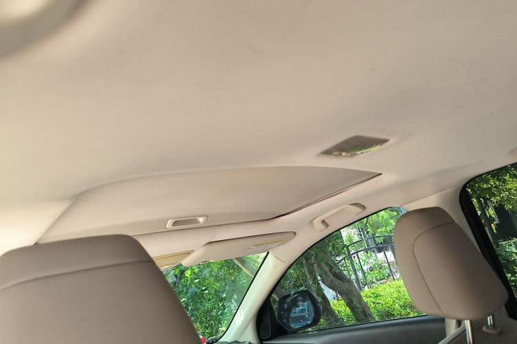 Used Honda CR-V 2012 2.4L Four-wheel Drive Prestige Edition Headliner