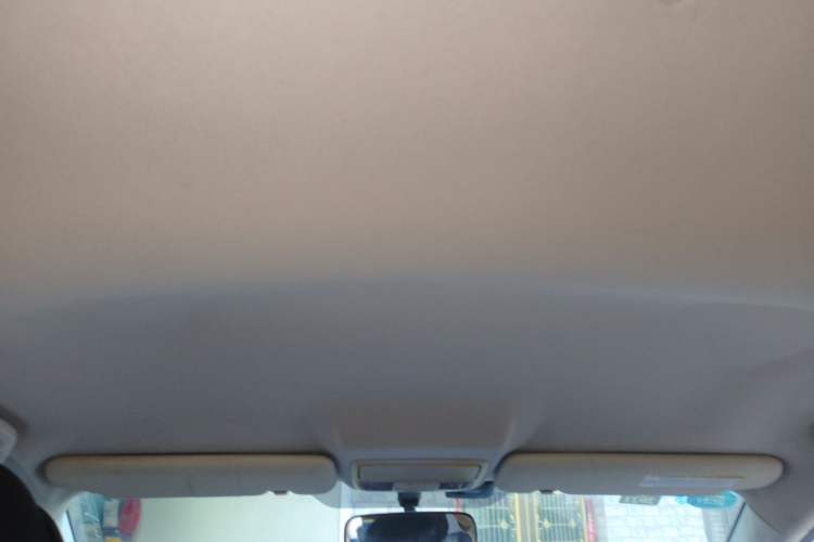 Used Honda CR-V 2012 2.0L two-wheel drive urban version Headliner
