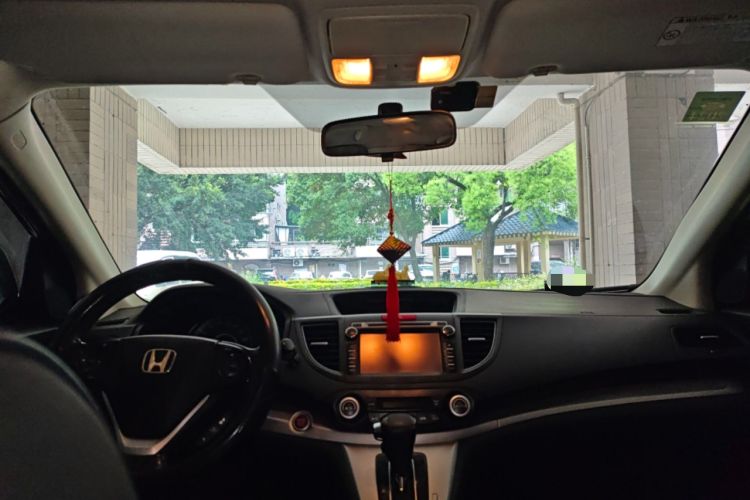 Used Honda CR-V 2012 2.4L four-wheel drive luxury version Headliner