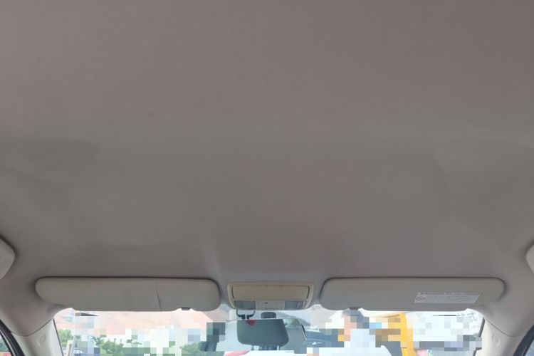 Used Honda CR-V 2012 2.0L two-wheel drive urban version Headliner