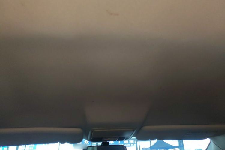 Used Honda CR-V 2012 2.0L two-wheel drive urban version Headliner