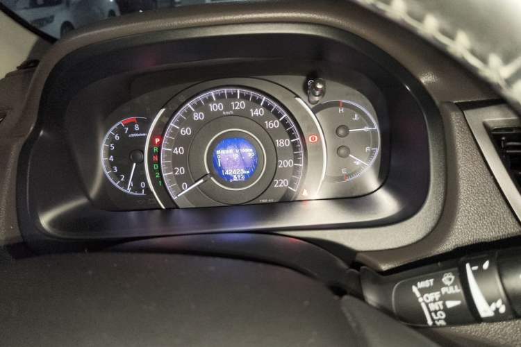 Used Honda CR-V 2012 2.4L four-wheel drive luxury version Instrument Cluster