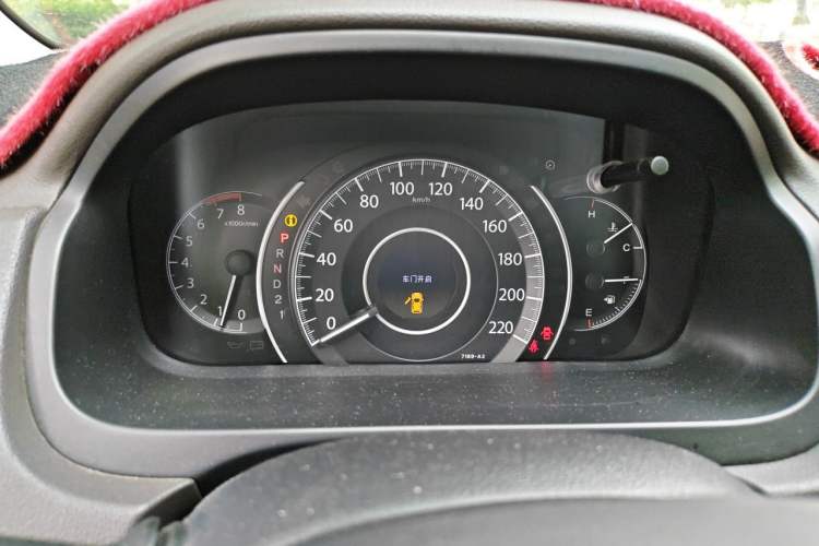 Used Honda CR-V 2012 2.0L two-wheel drive urban version Instrument Cluster