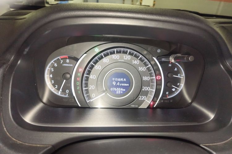 Used Honda CR-V 2012 2.4L four-wheel drive luxury version Instrument Cluster