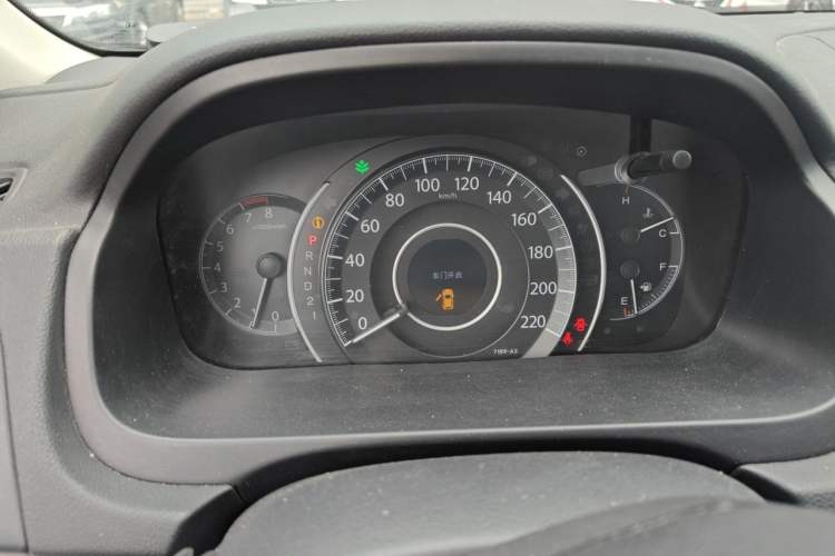 Used Honda CR-V 2012 2.4L four-wheel drive luxury version Instrument Cluster