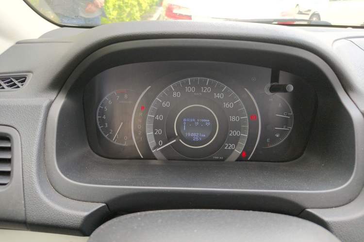 Used Honda CR-V 2012 2.4L four-wheel drive luxury version Instrument Cluster