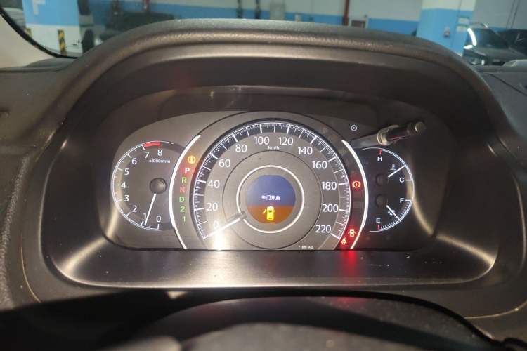 Used Honda CR-V 2012 2.4L four-wheel drive luxury version Instrument Cluster