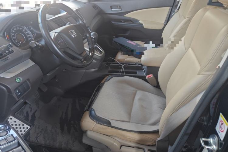 Used Honda CR-V 2012 2.0L two-wheel drive urban version Left Front Seat