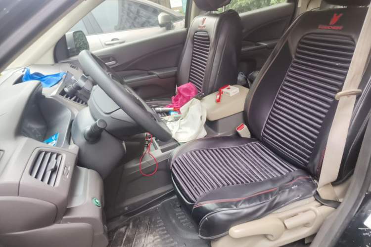 Used Honda CR-V 2012 2.0L two-wheel drive urban version Left Front Seat