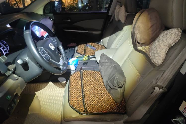 Used Honda CR-V 2012 2.4L four-wheel drive luxury version Left Front Seat