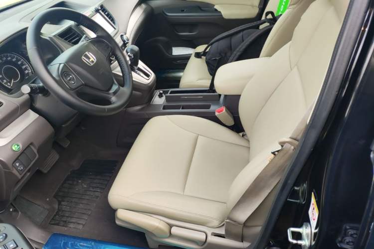Used Honda CR-V 2012 2.0L two-wheel drive urban version Left Front Seat