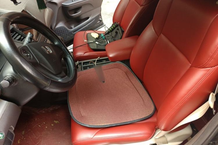 Used Honda CR-V 2012 2.0L two-wheel drive urban version Left Front Seat