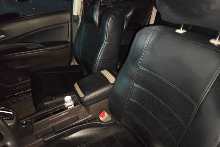 Used Honda CR-V 2012 2.0L two-wheel drive urban version Left Front Seat