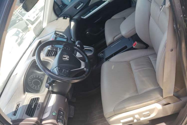 Used Honda CR-V 2012 2.4L four-wheel drive luxury version Left Front Seat