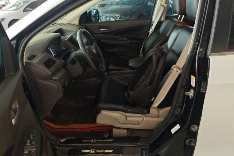 Used Honda CR-V 2012 2.0L two-wheel drive urban version Left Front Seat
