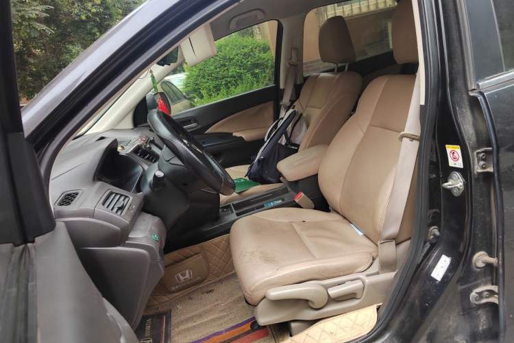 Used Honda CR-V 2012 2.0L two-wheel drive urban version Left Front Seat