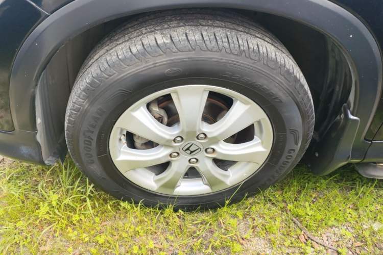 Used Honda CR-V 2012 2.0L two-wheel drive urban version Left Front Wheel Hub