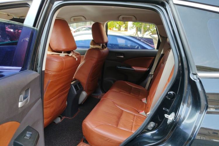 Used Honda CR-V 2012 2.0L two-wheel drive urban version Left Rear Seat