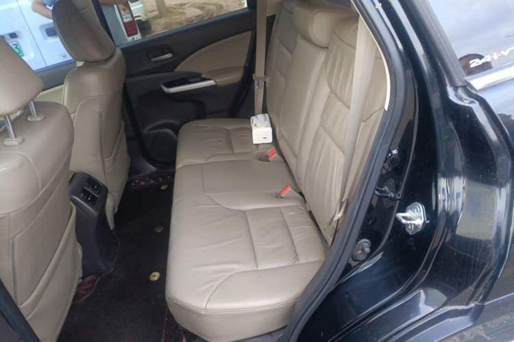 Used Honda CR-V 2012 2.4L four-wheel drive luxury version Left Rear Seat