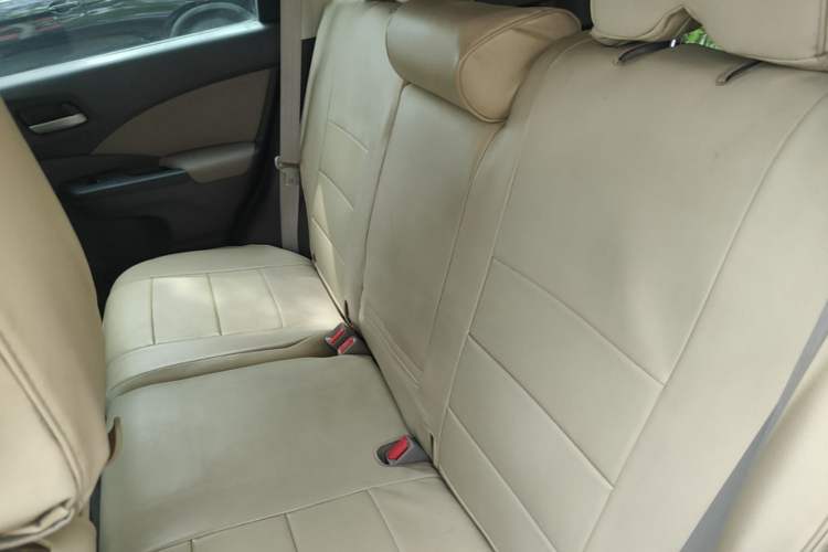 Used Honda CR-V 2012 2.0L two-wheel drive urban version Left Rear Seat