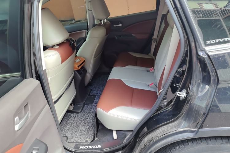 Used Honda CR-V 2012 2.0L two-wheel drive urban version Left Rear Seat