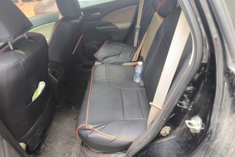 Used Honda CR-V 2012 2.0L two-wheel drive urban version Left Rear Seat