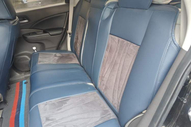 Used Honda CR-V 2012 2.0L two-wheel drive urban version Left Rear Seat