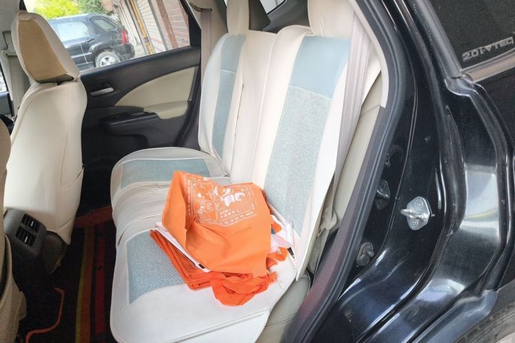 Used Honda CR-V 2012 2.0L two-wheel drive urban version Left Rear Seat