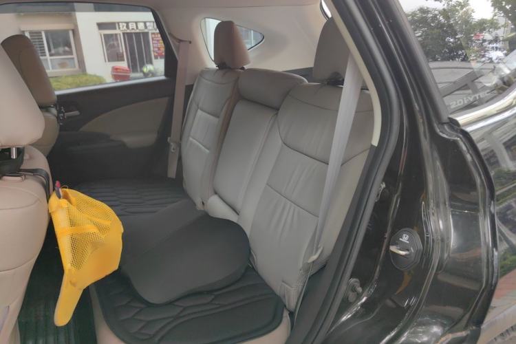 Used Honda CR-V 2012 2.0L two-wheel drive urban version Left Rear Seat
