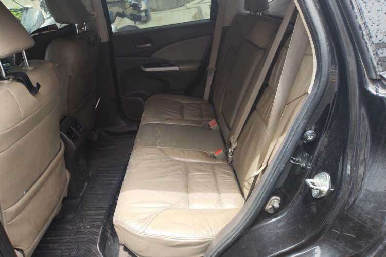 Used Honda CR-V 2012 2.4L four-wheel drive luxury version Left Rear Seat