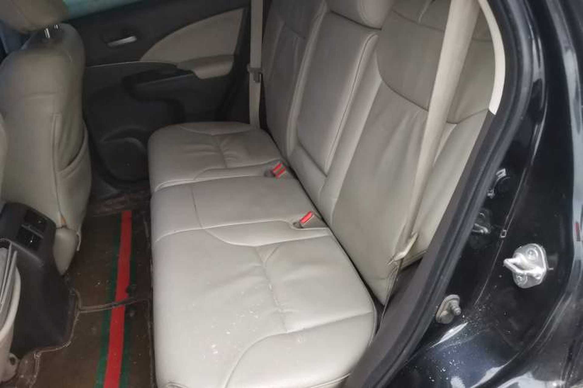 Used Honda CR-V 2012 2.0L two-wheel drive urban version Left Rear Seat