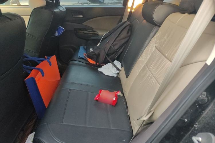 Used Honda CR-V 2012 2.0L two-wheel drive urban version Left Rear Seat