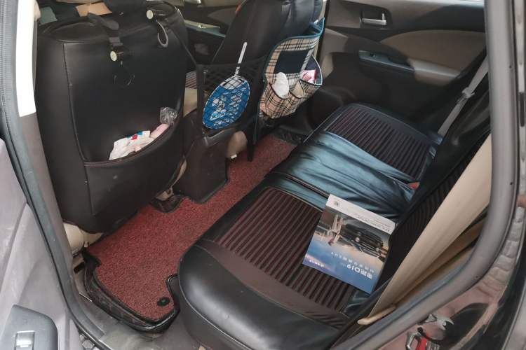 Used Honda CR-V 2012 2.0L two-wheel drive urban version Left Rear Seat