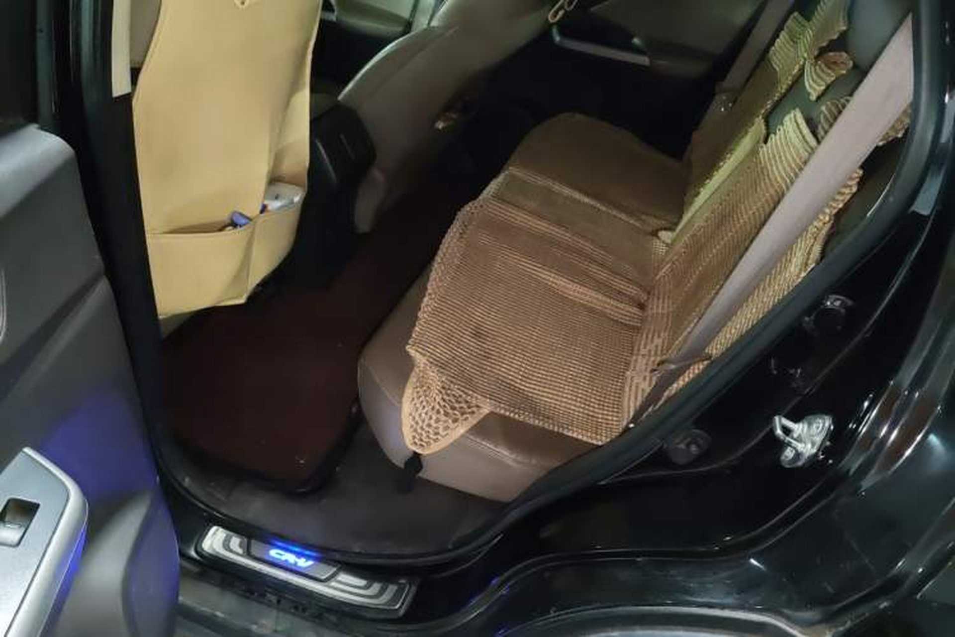 Used Honda CR-V 2012 2.4L four-wheel drive luxury version Left Rear Seat
