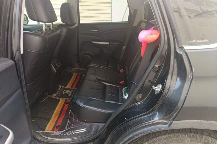 Used Honda CR-V 2012 2.4L four-wheel drive luxury version Left Rear Seat