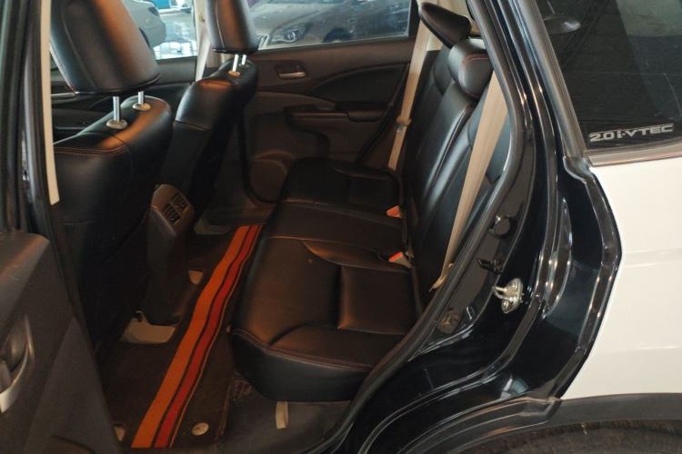 Used Honda CR-V 2012 2.0L two-wheel drive urban version Left Rear Seat