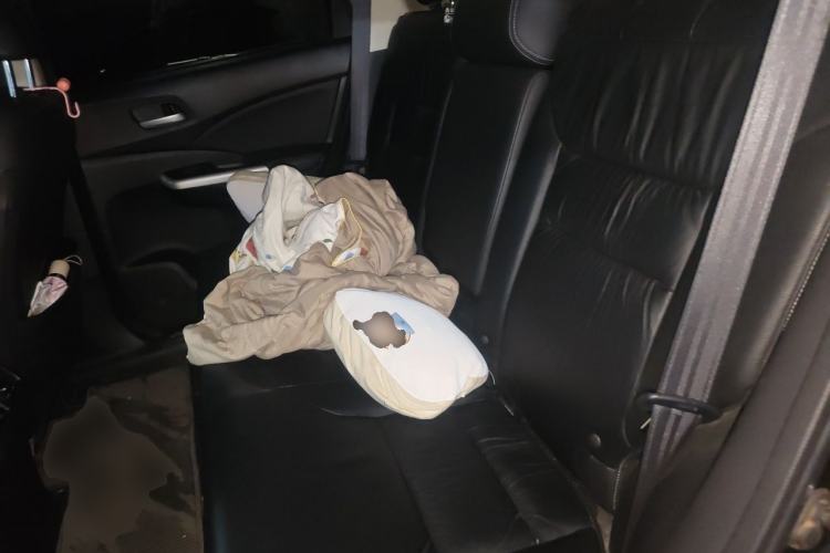 Used Honda CR-V 2012 2.4L four-wheel drive luxury version Left Rear Seat