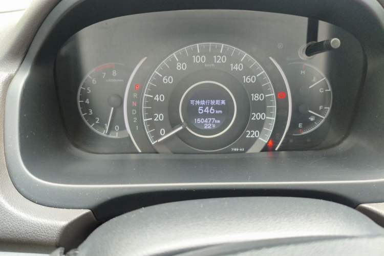 Used Honda CR-V 2012 2.0L two-wheel drive urban version Odometer Close Up