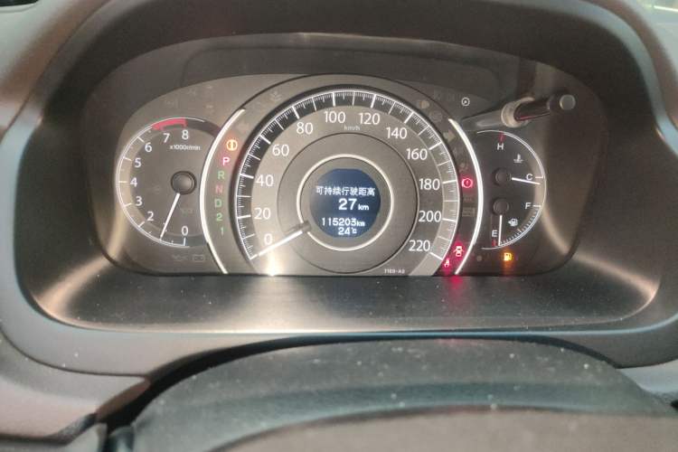 Used Honda CR-V 2012 2.0L two-wheel drive urban version Odometer Close Up