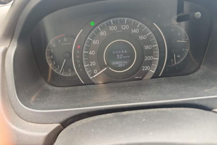 Used Honda CR-V 2012 2.0L Four-wheel Drive Classic Edition Odometer Close Up