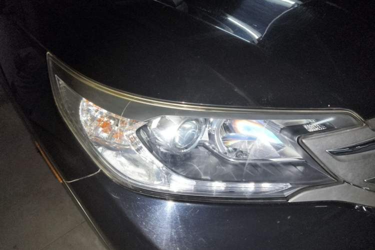 Used Honda CR-V 2012 2.4L four-wheel drive luxury version Right Front Headlight