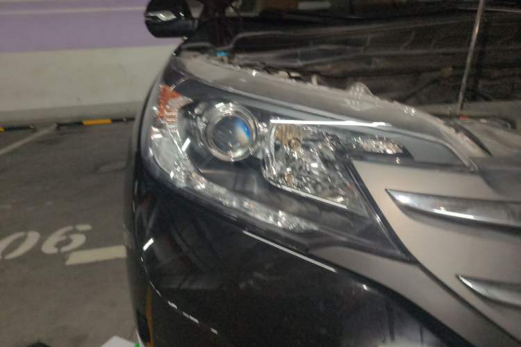 Used Honda CR-V 2012 2.0L Four-wheel Drive Classic Edition Right Front Headlight